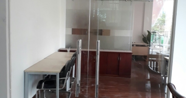 Thi Công Cửa Kính Cường Lực Tại Quảng Ngãi Uy Tín, Giá Tốt